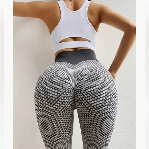 TIK TOK HONEYCOMB SCRUNCH BUTT LIFTING SEAMLESS LEGGINGS NWOT - Picture 1 of 8